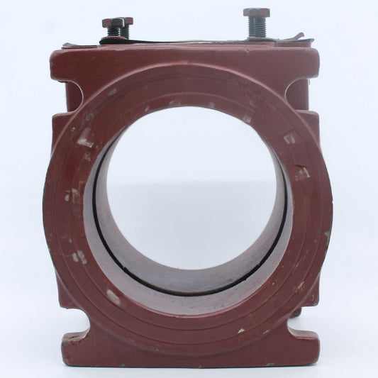 Base o cuerpo inferior Hertell Lau (modelo macho) para tajadera de cisterna, apta para tubos de 125 mm (5 pulgadas).