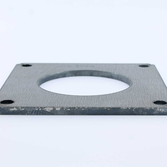 Brida cuadrada de hierro de la marca Riv para tajaderas o compuertas de 100 mm (4 pulgadas).