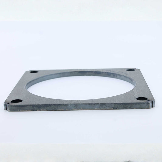 Brida cuadrada de hierro de la marca Riv para tajaderas o compuertas de 150 mm (6 pulgadas).