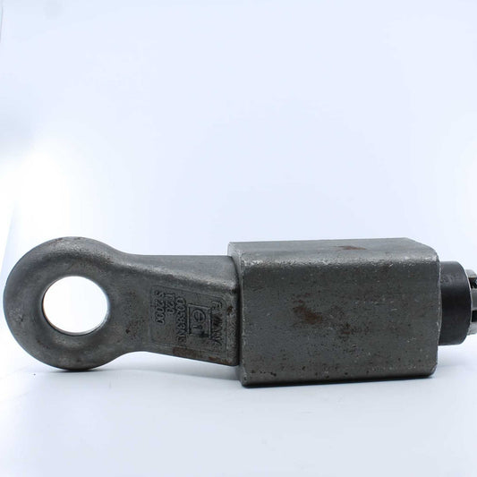 Enganche de tiro de lanza agrícola Forjas Viana de 100 mm. Modelo con palanquilla, capacidad 20 toneladas, giratorio y homologado.