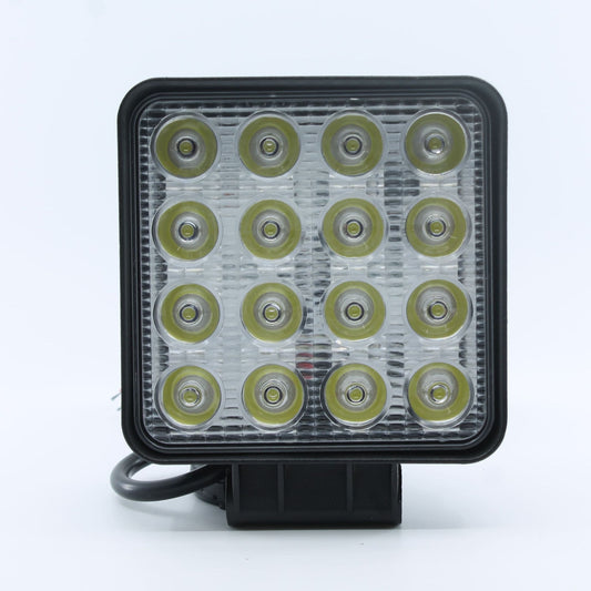 Faro de trabajo LED cuadrado (3.500 lúmenes, 48 W) para 12-24 V, con 16 LEDs, que funciona a 10-30 VDC, con homologación IP67, ideal para tractores y maquinaria agrícola.