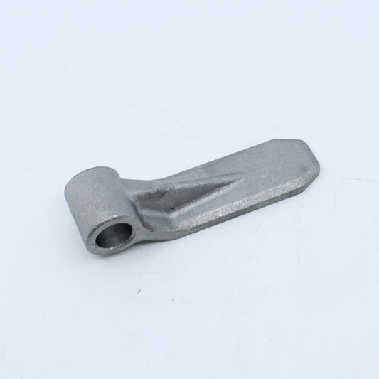 Hembra de bisagra forjada reforzada con orificio de 18 mm y dimensiones 130 x 37 mm para soldar en remolque.