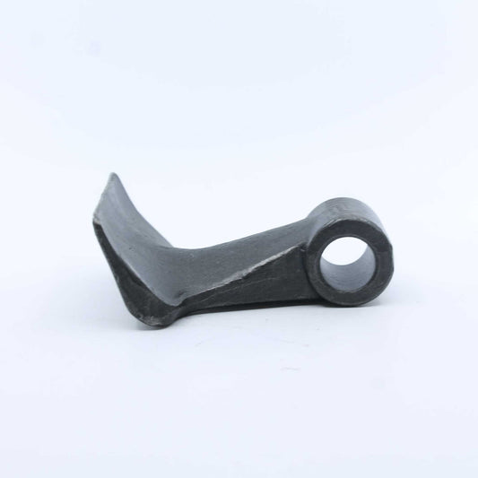 Martillo M37 para desbrozadora con medidas 40x82 mm y agujero de 20,5mm. Compatible con TMC Cancela y Seppi.