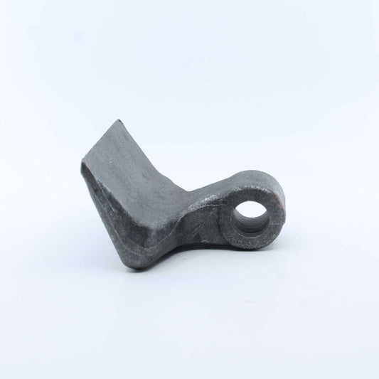 Martillo M40 para desbrozadora con medidas 40x120 mm y agujero de 18,5mm. Compatible con Alpego y OMARV. Recambio reforzado de alta resistencia.