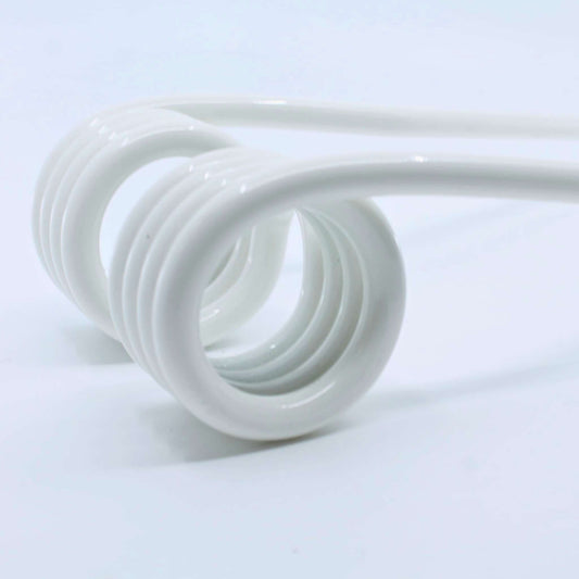 Púa elástica doble blanca adaptable para henificador, henificadora o rastrillo Coma Eurodip (lado izquierdo). Fabricada por La Spirale en Italia con acero de 9 mm.