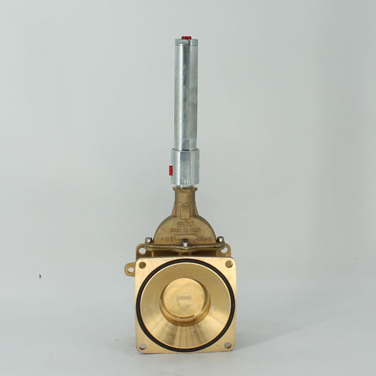 Tajadera o compuerta de válvula hidráulica de doble efecto Riv de 100 mm (4 pulgadas) de diámetro, macho, sin manillas y diseñada para su uso en cubas y cisternas de riego y purín.