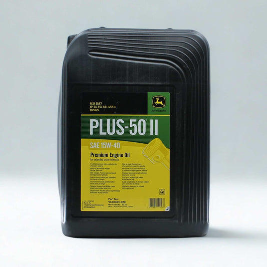 Aceite motor John Deere Plus-50 II 15W-40 en bidón de 20 litros. Lubricante premium diseñado para intervalos de cambio de hasta 500 horas y máxima protección del motor.
