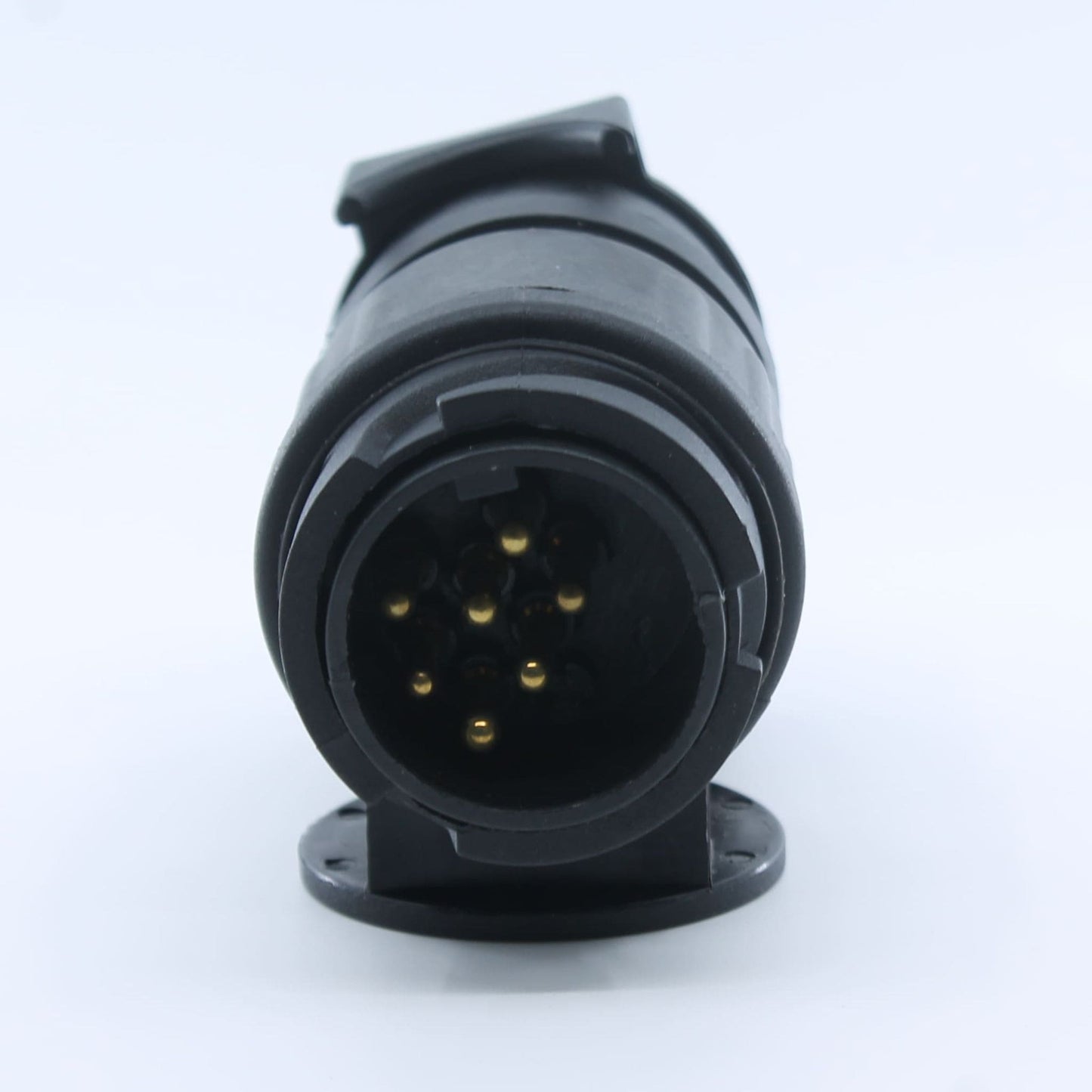 Adaptador conversor de conexión eléctrica para remolque, de 13 pines macho a 7 pines hembra, fabricado en plástico resistente. Compatible con turismos, vehículos agrícolas, tractores, camiones y furgonetas.