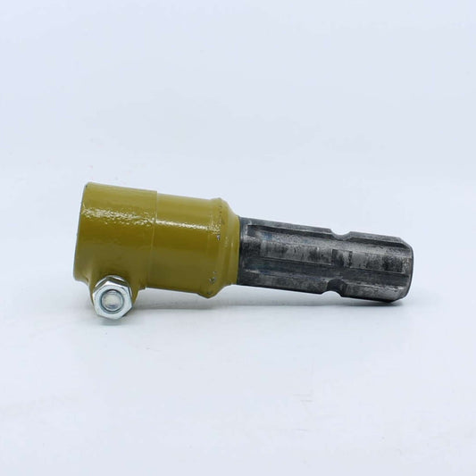 Adaptador estriado para toma de fuerza agrícola con entrada hembra de 1 3/8 pulgadas Z6 y salida macho de 1 3/8 pulgadas Z6.