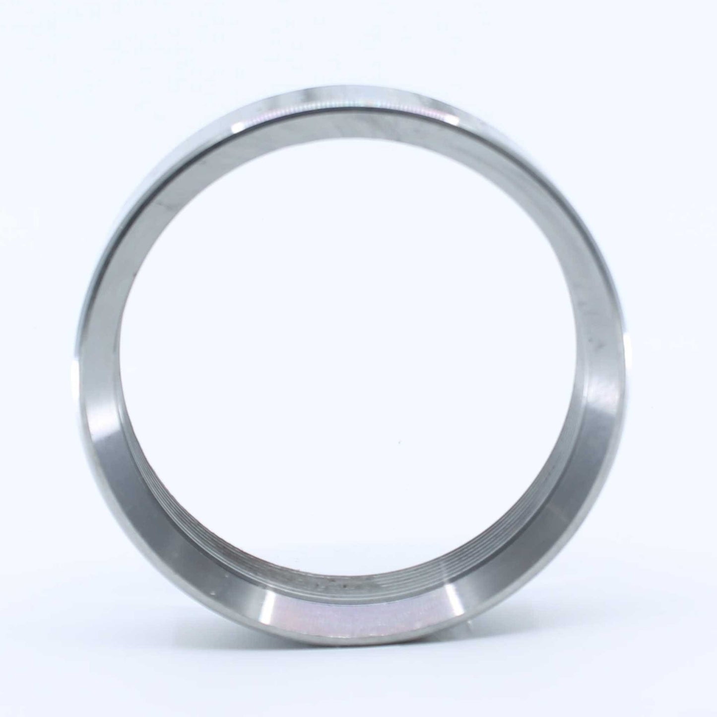 Anillo o tuerca de hierro soldable con rosca de 3 pulgadas RIV, utilizado para fijar el visor de nivel a la pared de la cisterna de purín.