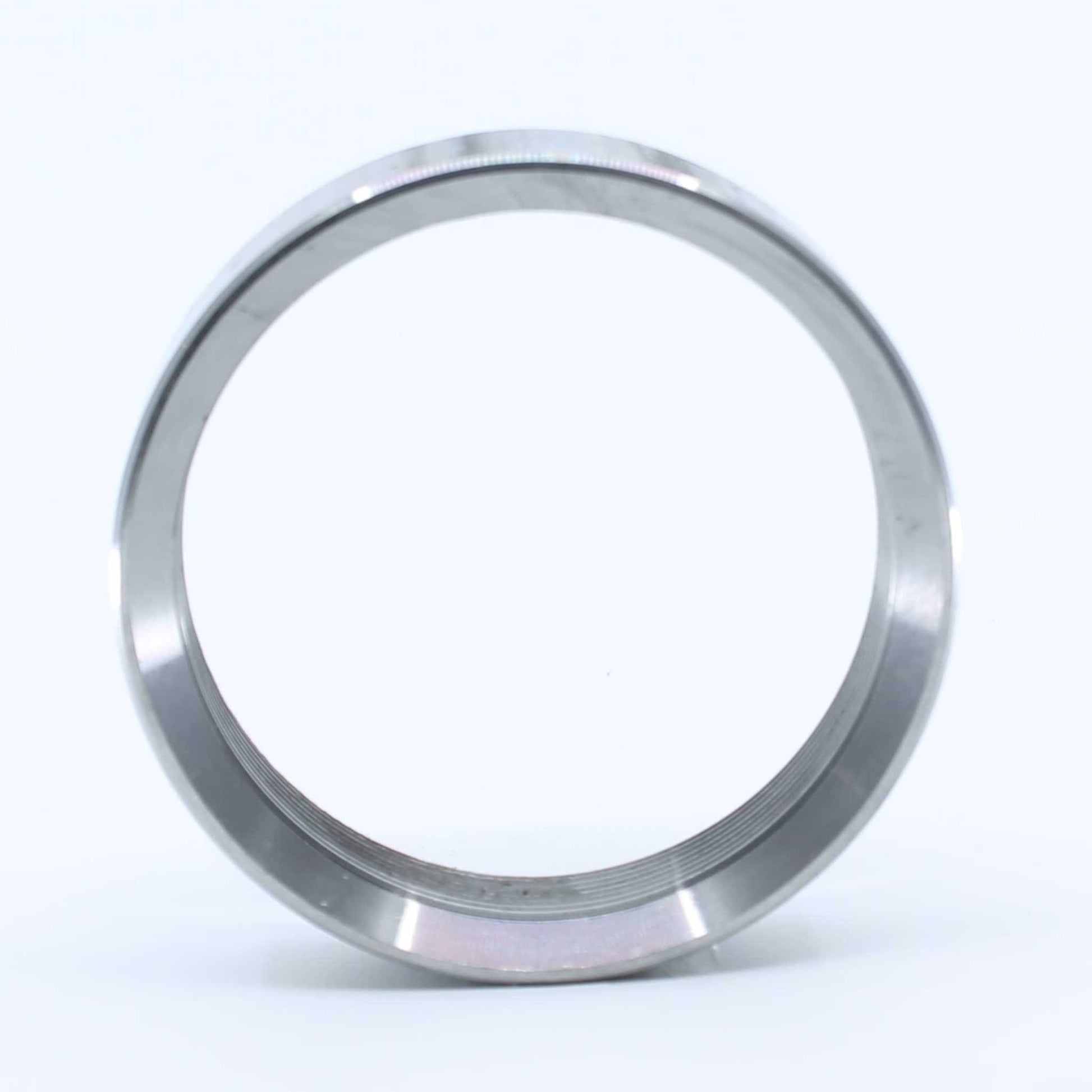 Anillo o tuerca de hierro soldable con rosca de 3 pulgadas RIV, utilizado para fijar el visor de nivel a la pared de la cisterna de purín.