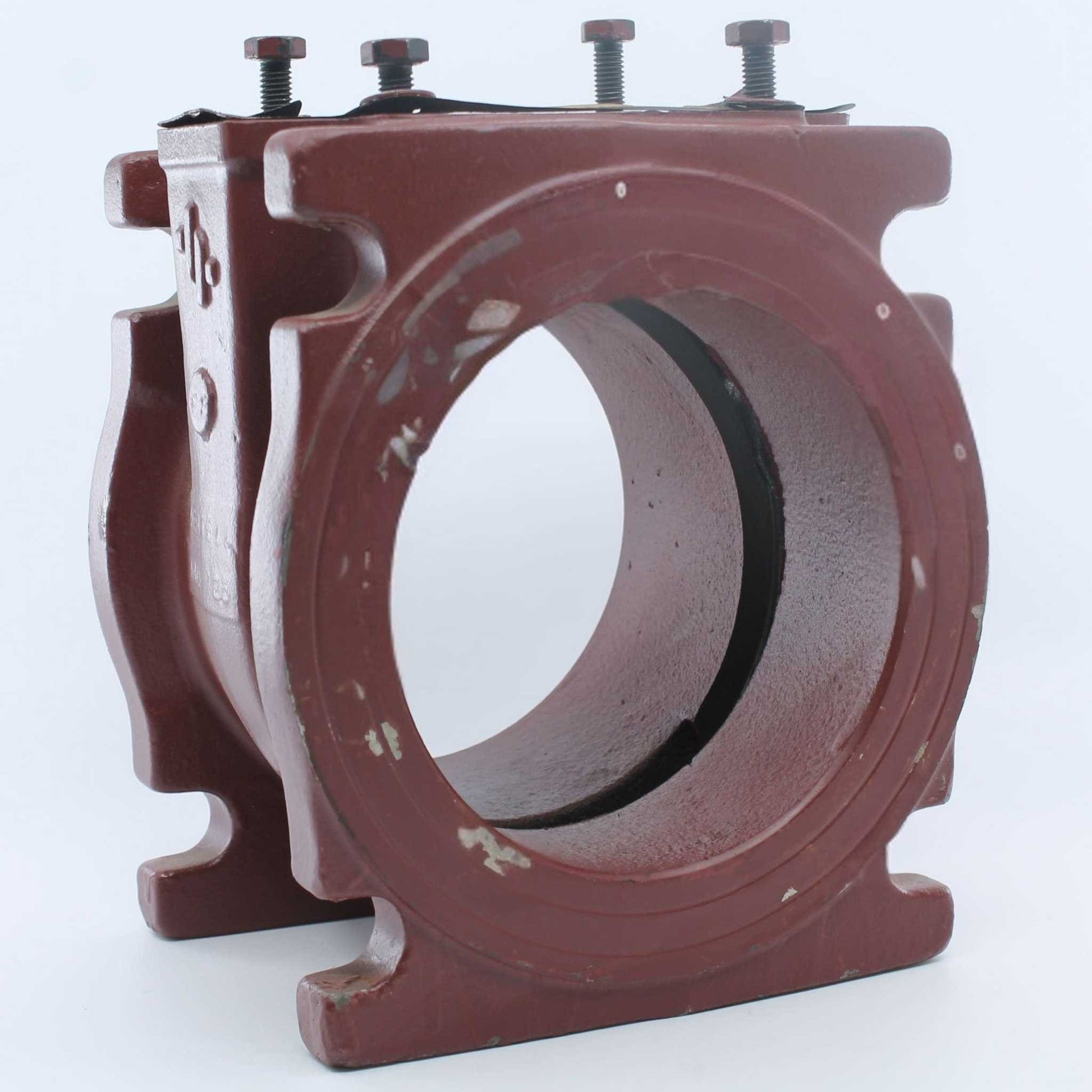 Base o cuerpo inferior Hertell Lau (modelo macho) para tajadera de cisterna, apta para tubos de 125 mm (5 pulgadas).