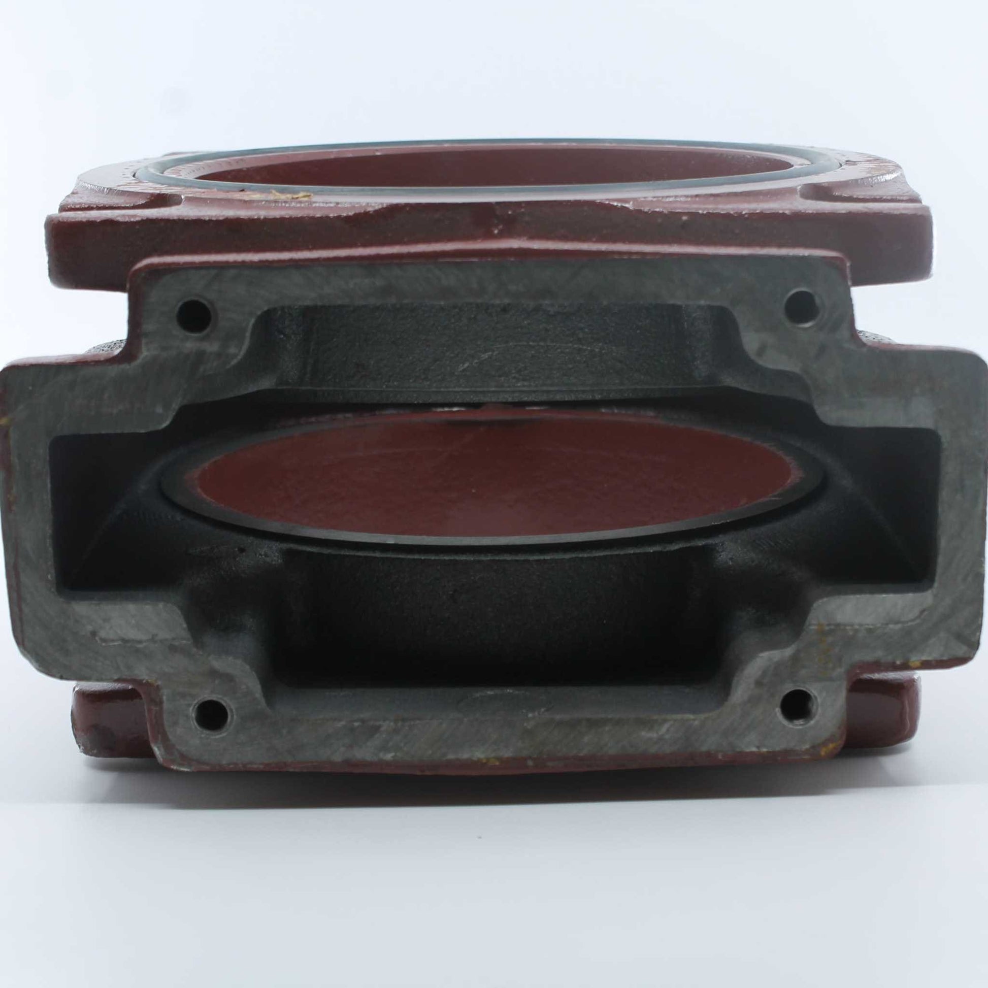 Base o cuerpo inferior Hertell Lau (modelo macho) para tajadera de cisterna, apta para tubos de 150 mm (6 pulgadas).