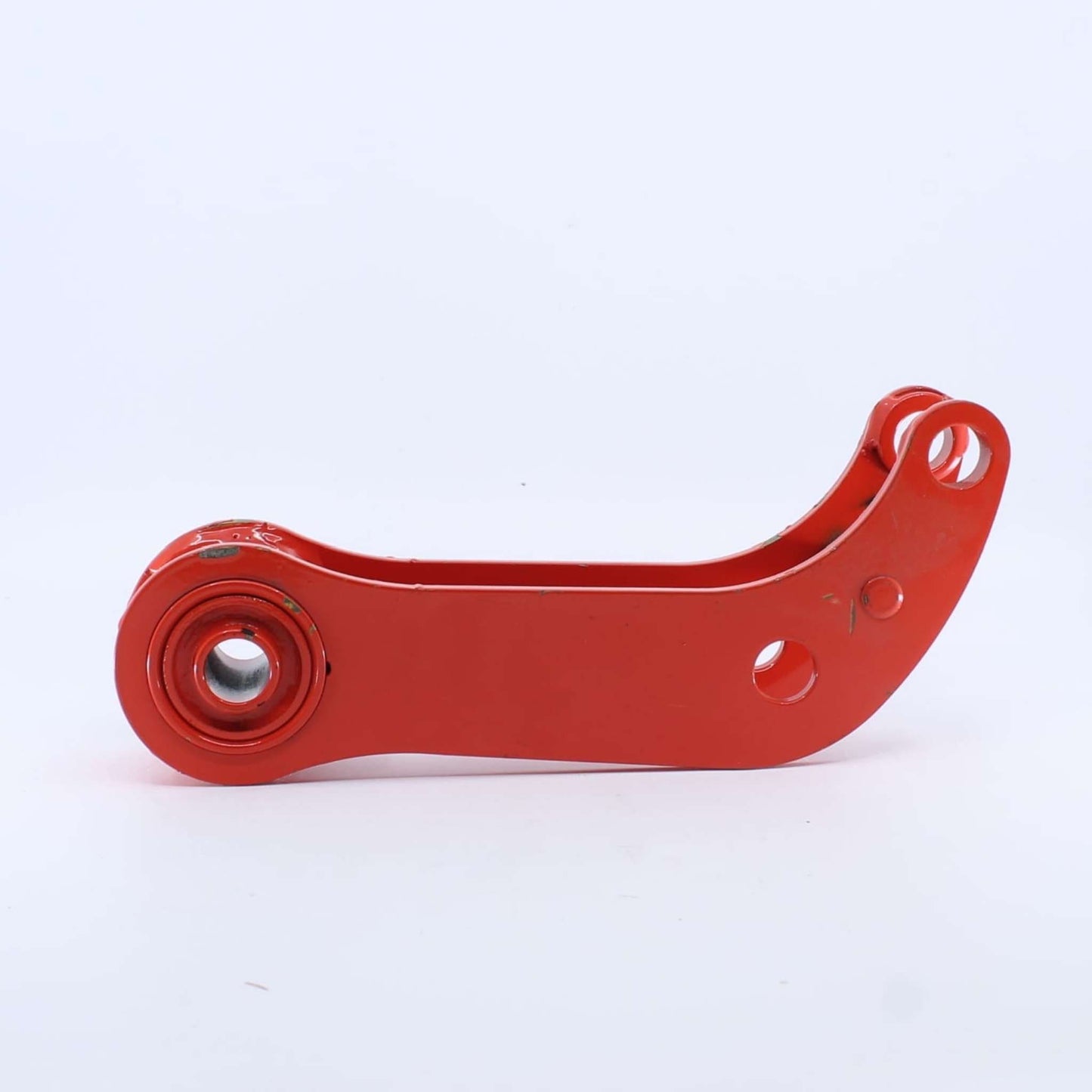 Biela antivibrante original Gaspardo Fiore ref. 12236600 en posición 9 TAV 040. Brazo oscilante de acero rojo con casquillo silentblock para absorber vibraciones.