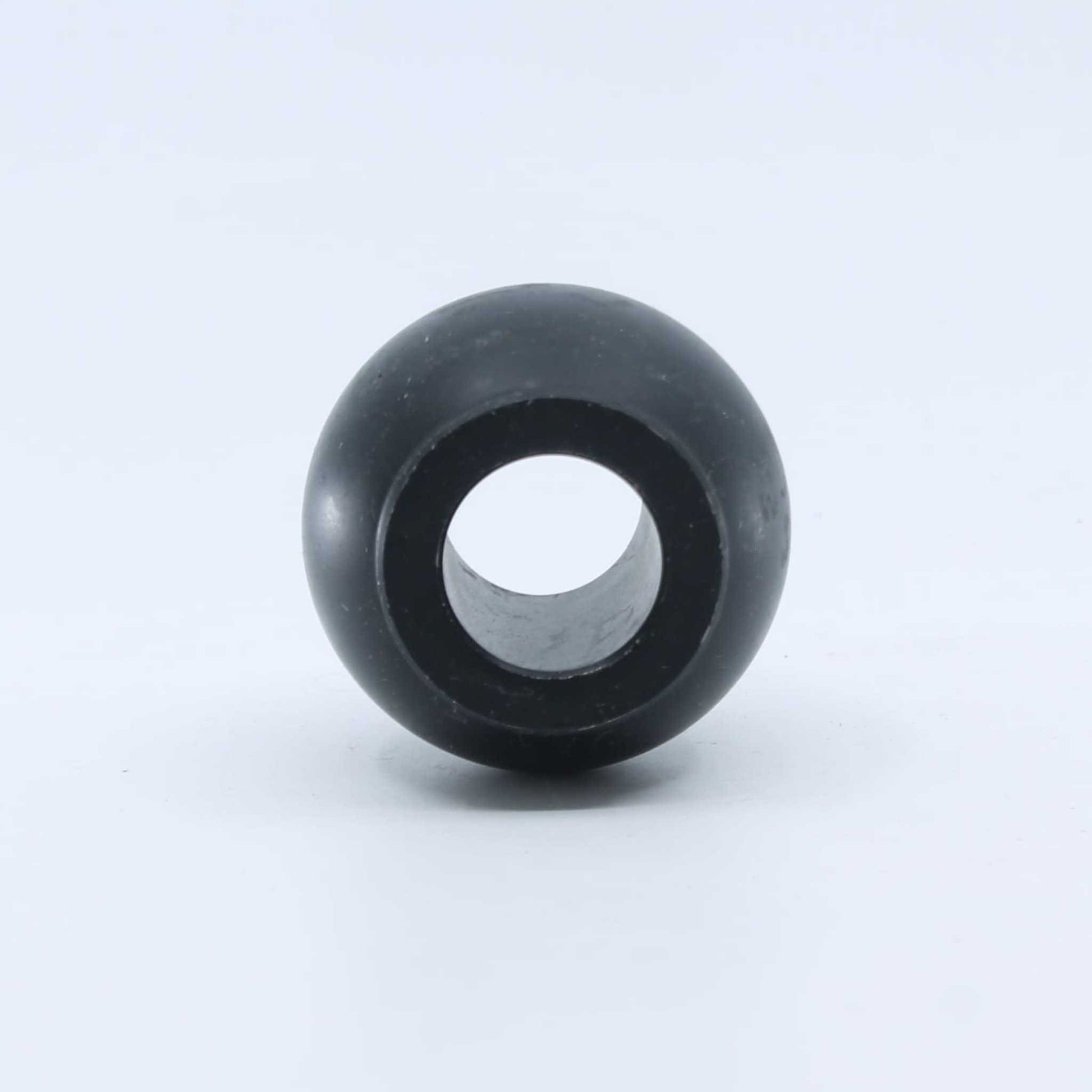 Bola de enganche rápido para tercer punto Categoría 2. Diámetro interior 25,4 mm, exterior 60 mm y altura 50 mm.