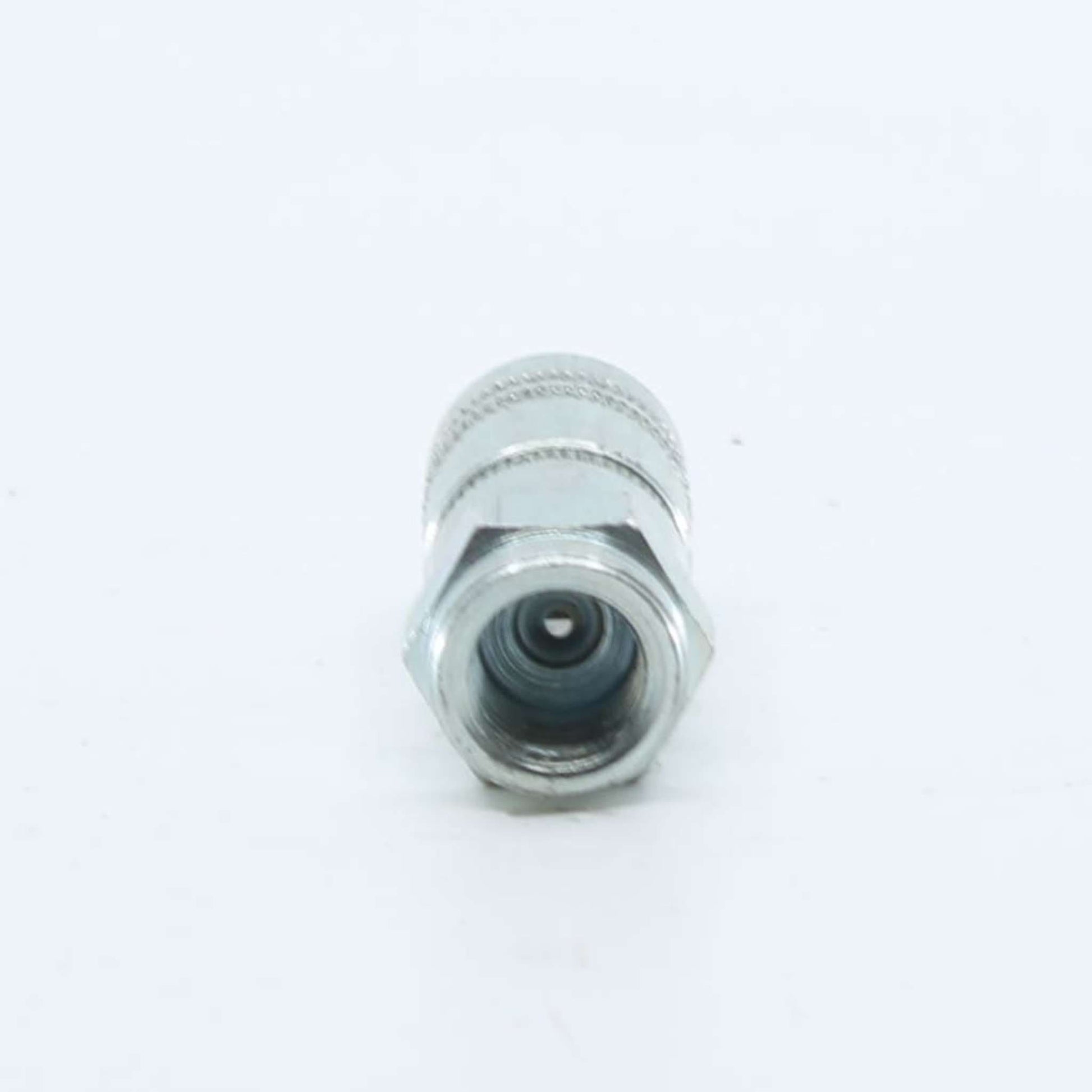 Boquilla de engrase hidráulica de 4 garras (grapas) con válvula de retención. Cabezal de engrase reforzado M10x1 para bombas manuales.