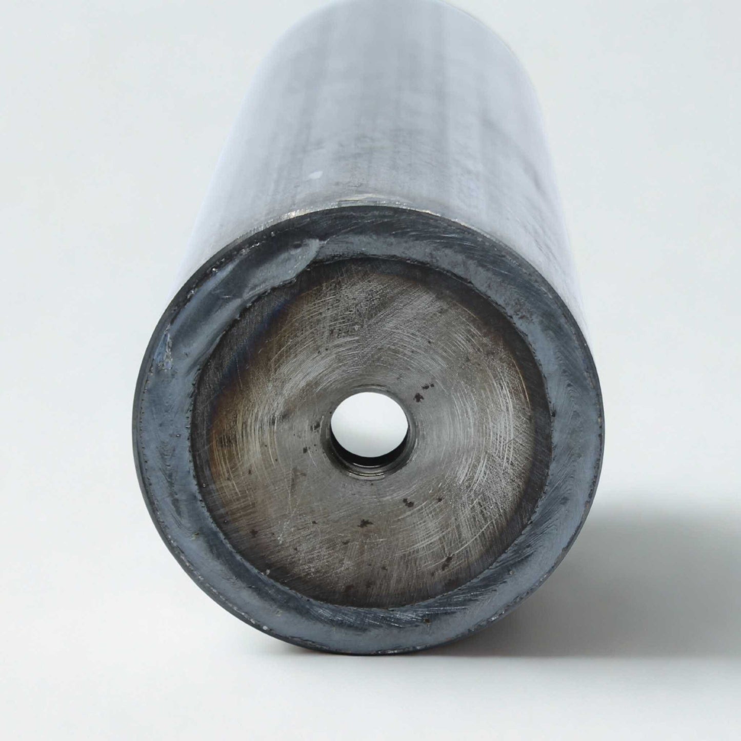 Camisa o cilindro hidráulico de la marca Hertell para tajaderas o compuertas de 125 mm (5 pulgadas).