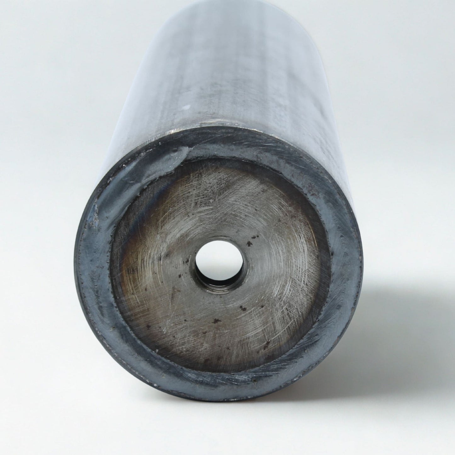 Camisa o cilindro hidráulico de la marca Hertell para tajaderas o compuertas de 150 mm (6 pulgadas).