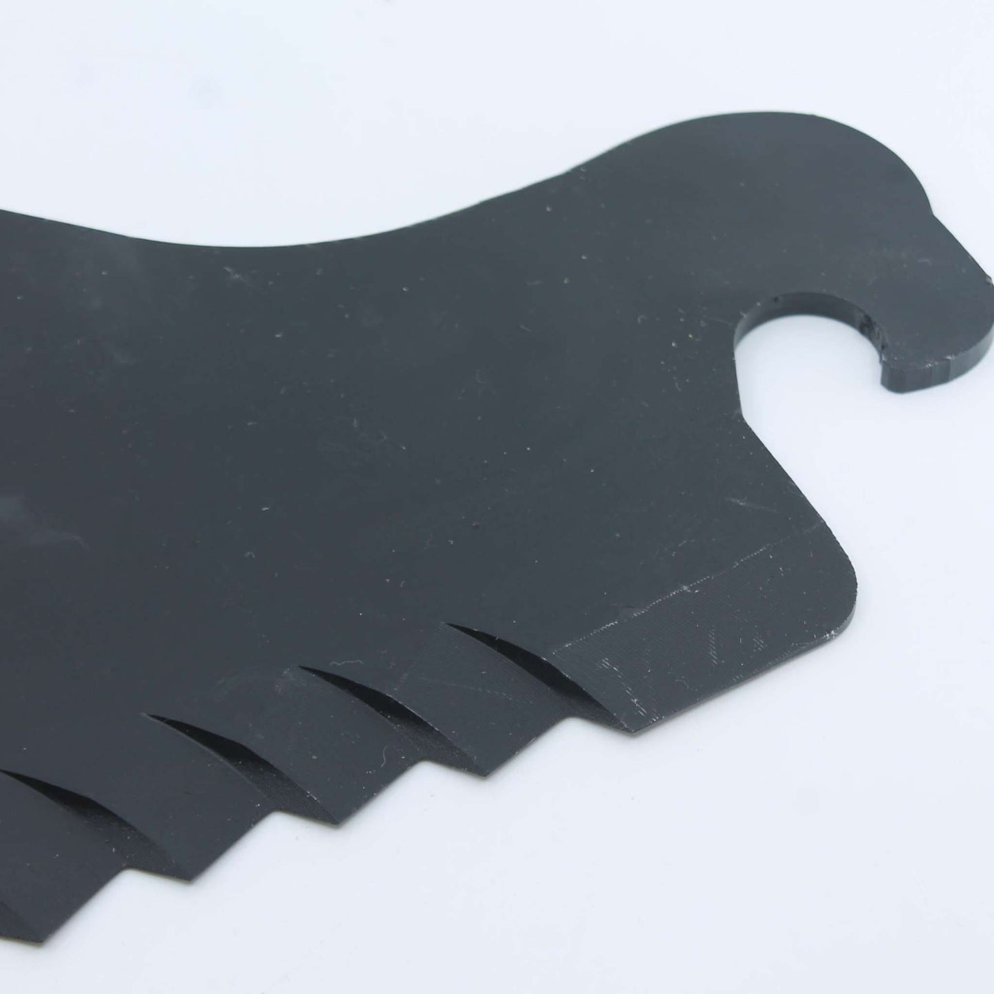 Cuchilla de corte de 5 mm para remolque Pöttinger Torro y Jumbo. Recambio original equivalente con referencia 00434135 y Menke 63232.