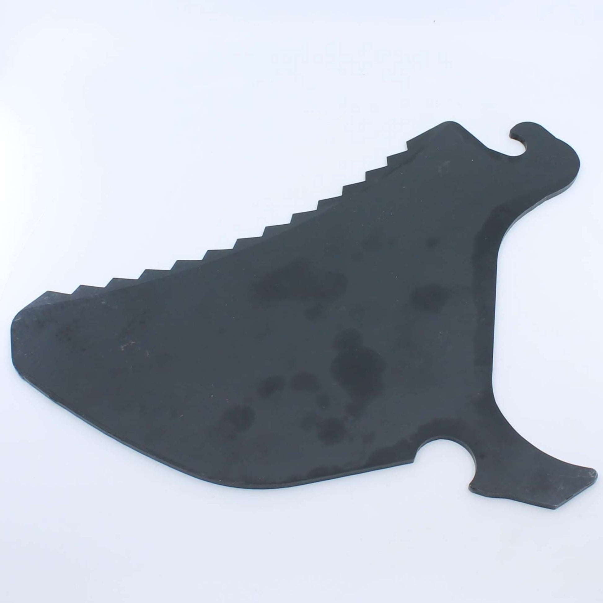 Cuchilla de corte de 5 mm para remolque Pöttinger Torro y Jumbo. Recambio original equivalente con referencia 00434135 y Menke 63232.