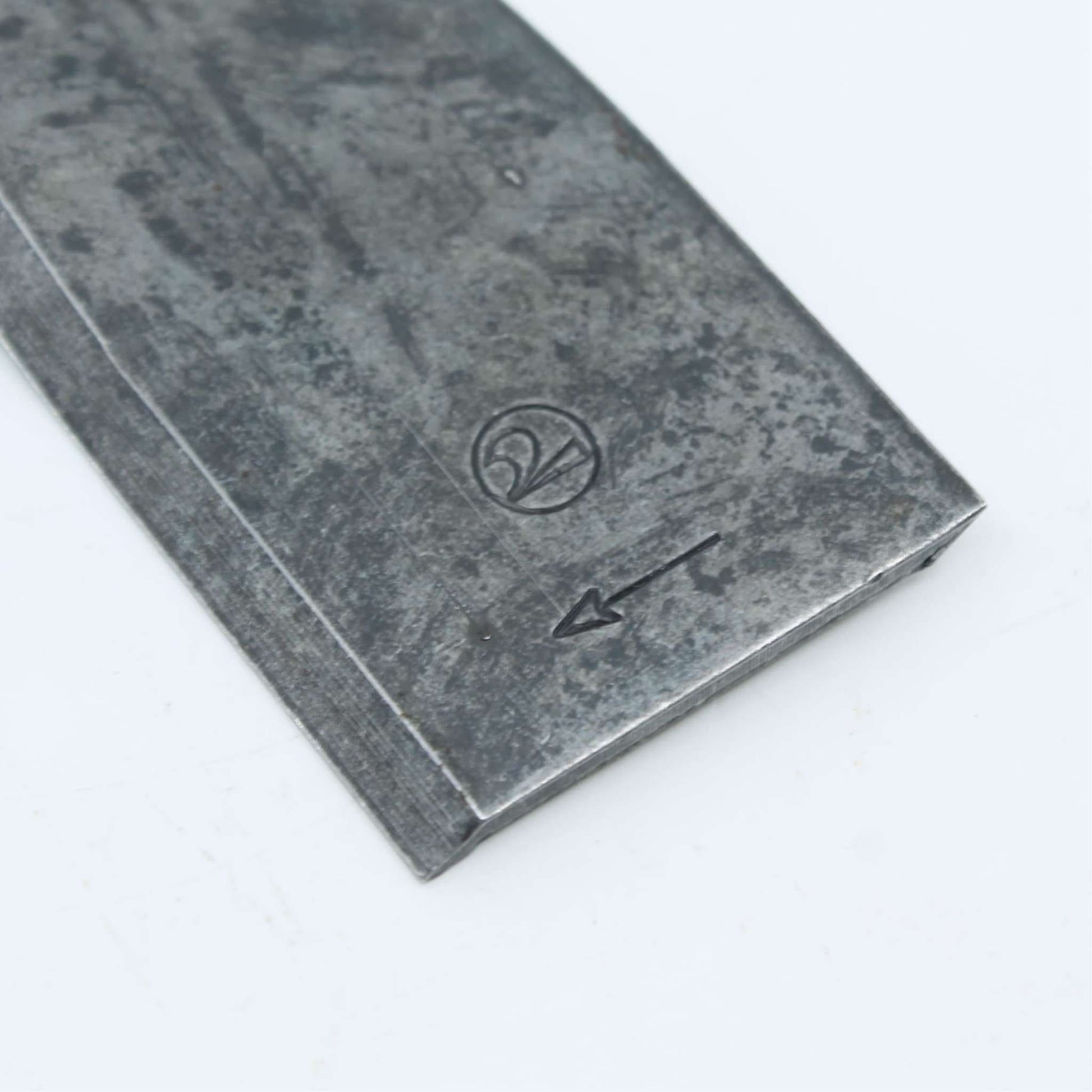Cuchilla de corte derecha adaptable para segadora BCS. Giro horario, referencia 580290955 y medidas 100 x 40 mm.