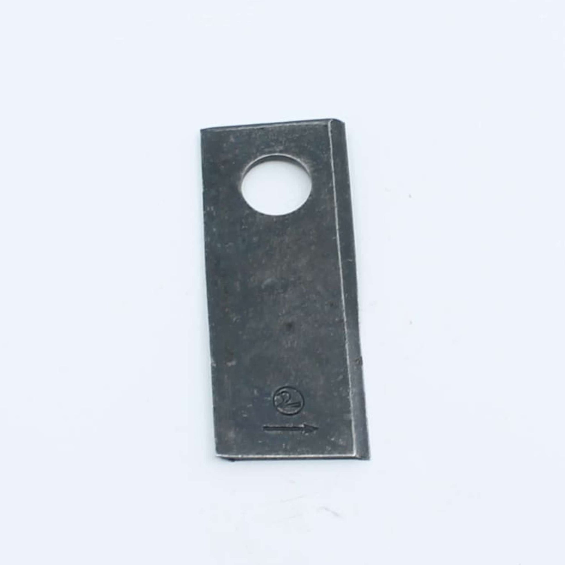 Cuchilla de corte izquierda adaptable para segadora BCS. Giro antihorario, referencia 580290966 y medidas 100 x 40 mm.