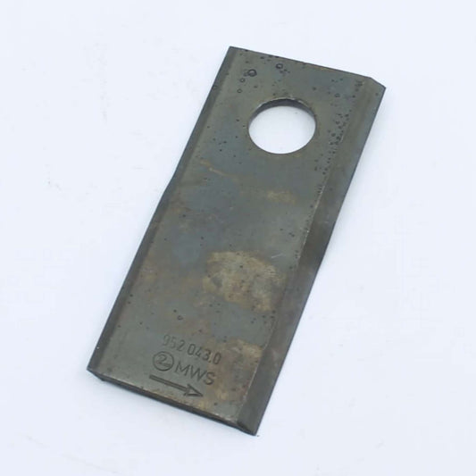 Cuchilla de corte izquierda adaptable para segadora Claas. Giro antihorario, referencia 9520430 y medidas 115 x 48 mm.