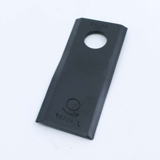 Cuchilla de corte izquierda adaptable para segadora Kuhn. Giro antihorario, referencia 55903210 y medidas 107 x 45 mm.