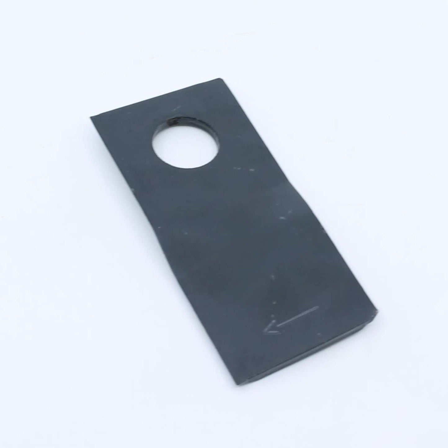 Cuchilla de corte original Kuhn derecha con troquelado de marca. Giro horario, referencia K6801420 para segadoras GMD y FC.