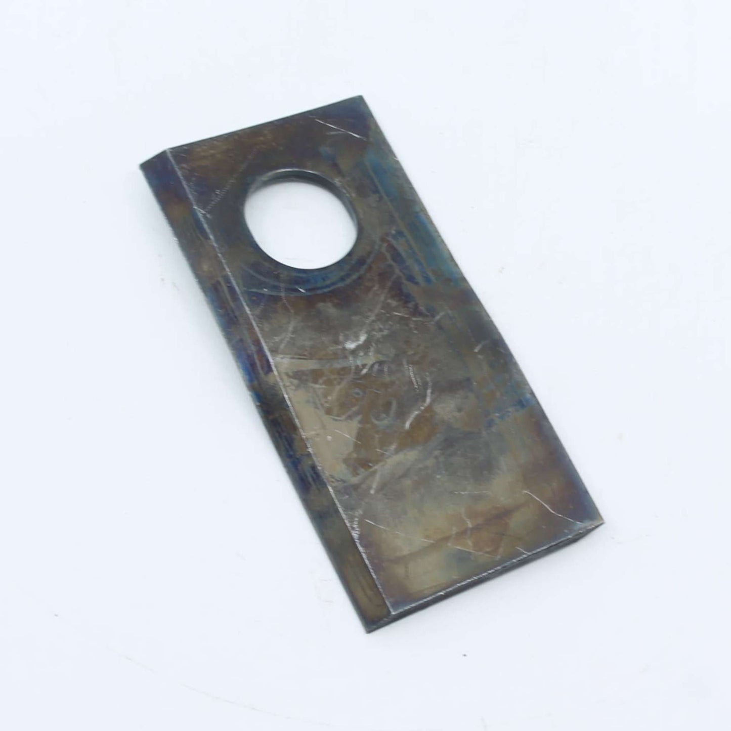 Cuchilla de corte original Vicon derecha con troquelado de marca. Giro horario, referencia KT5514200001 para series Extra y DMP.