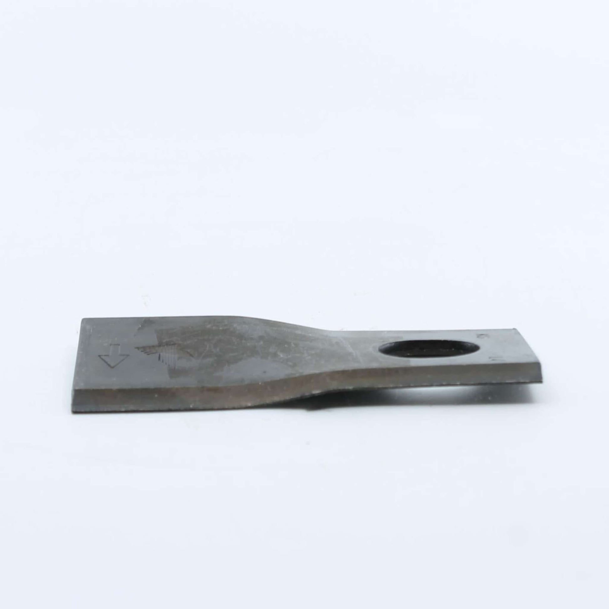 Cuchilla de corte original Vicon izquierda con troquelado de marca. Giro antihorario, referencia KT5514100001 para series Extra y DMP.