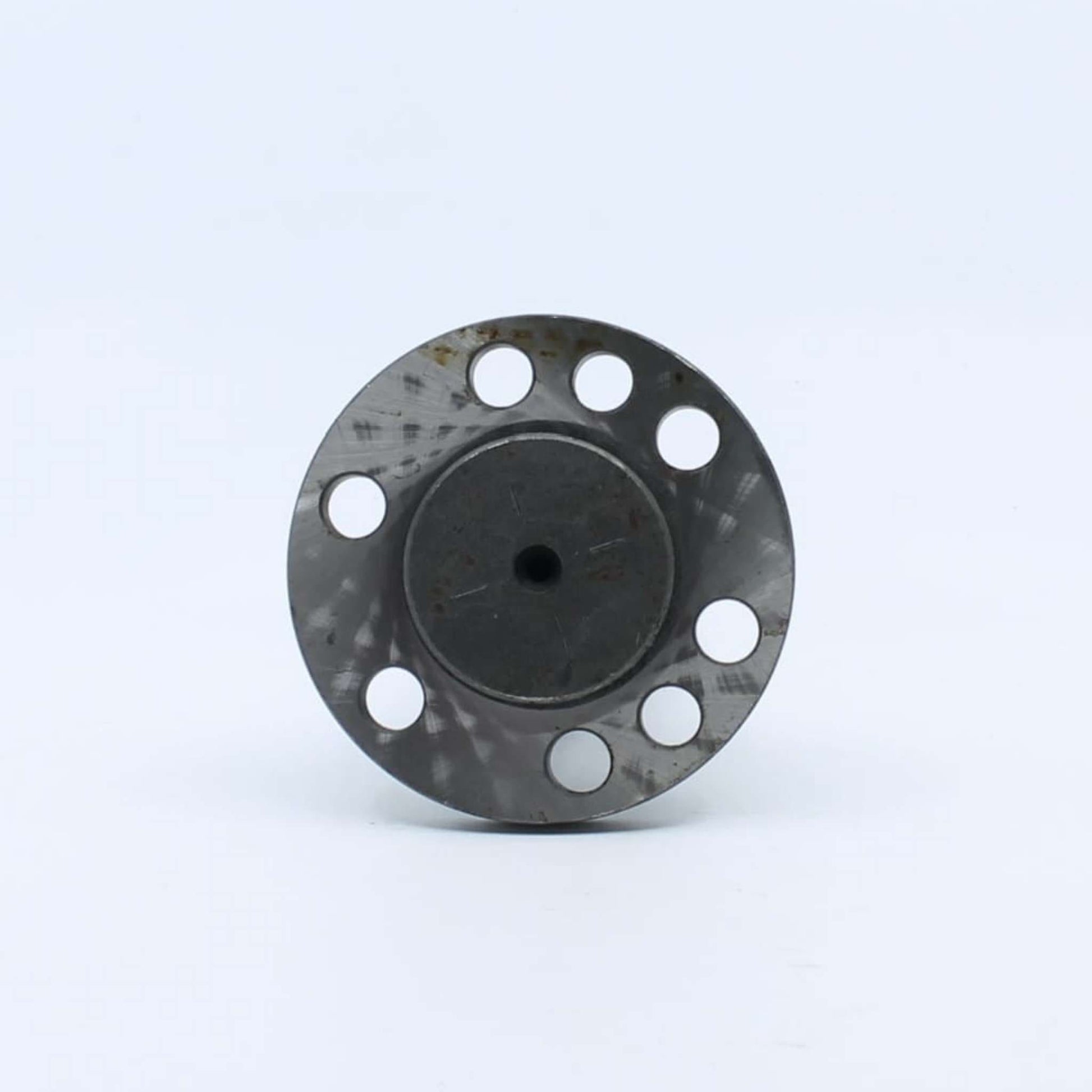 Eje estriado de 1 3/8 pulgadas Z6 con plato de fijación multitaladro para toma de fuerza de tractores Same, Lamborghini y Hürlimann. Referencia 0.167.3660.0/30.