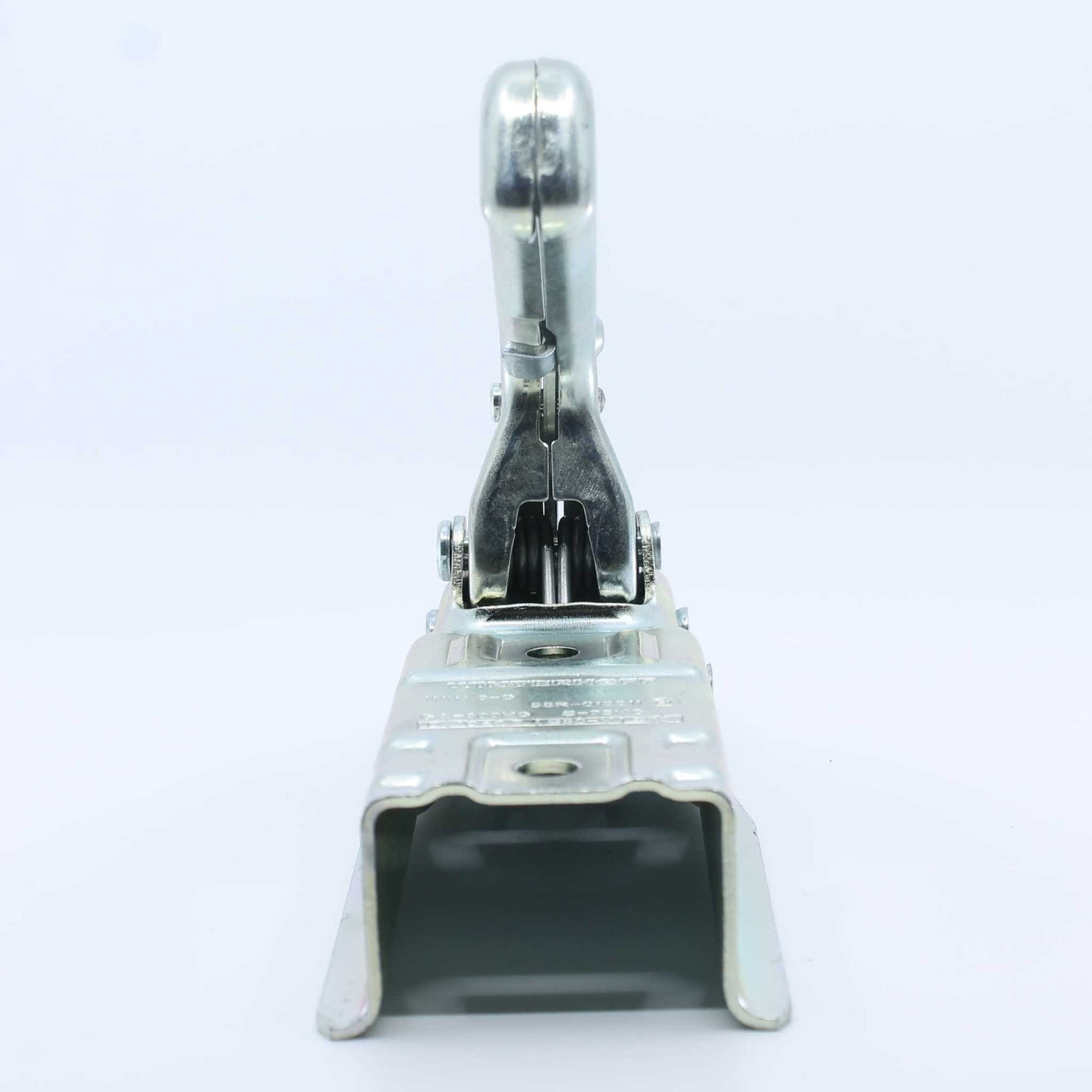 Enganche cuadrado para remolque, con un diámetro de 60 mm y una capacidad de carga de 800 kg.