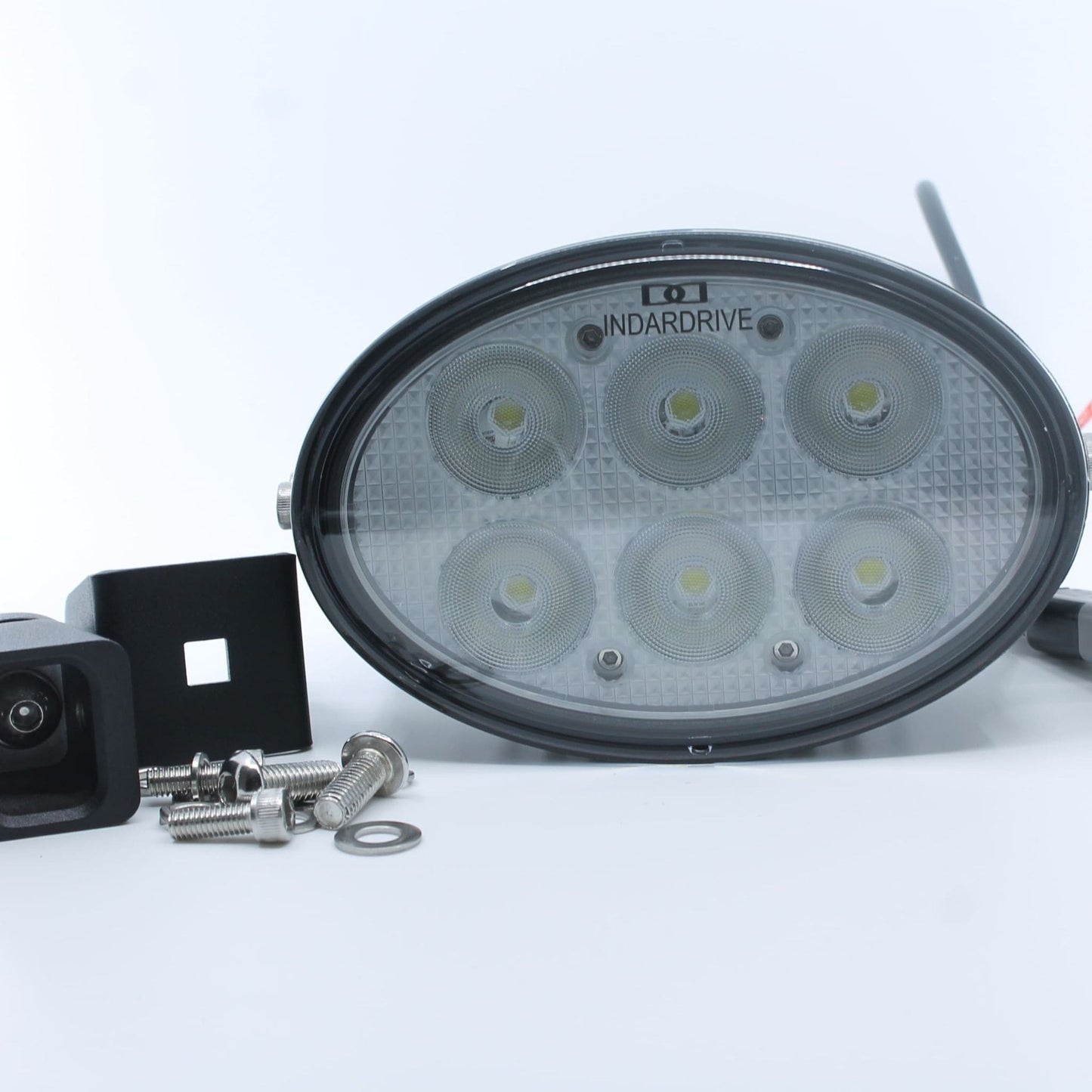 Faro de trabajo LED ovalado (6.600 lúmenes, 60 W) para 12-24 V, con 6 LEDs, que funciona a 12-60 VDC, con homologación IP68, ideal para tractores y maquinaria agrícola.