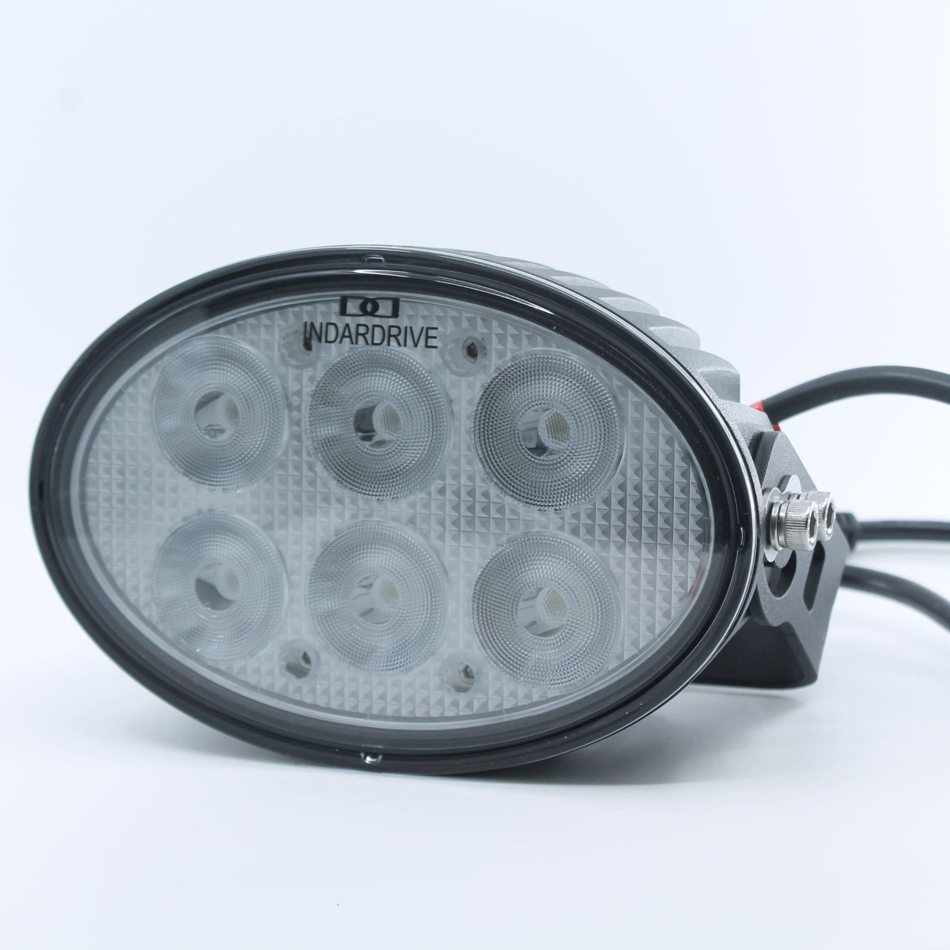 Faro de trabajo LED ovalado (6.600 lúmenes, 60 W) para 12-24 V, con 6 LEDs, que funciona a 12-60 VDC, con homologación IP68, ideal para tractores y maquinaria agrícola.