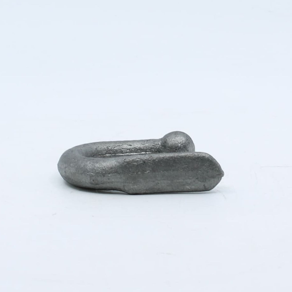 Gancho forjado para soldar de amarre para lona y cuerda de 75 x 60 mm en remolque.