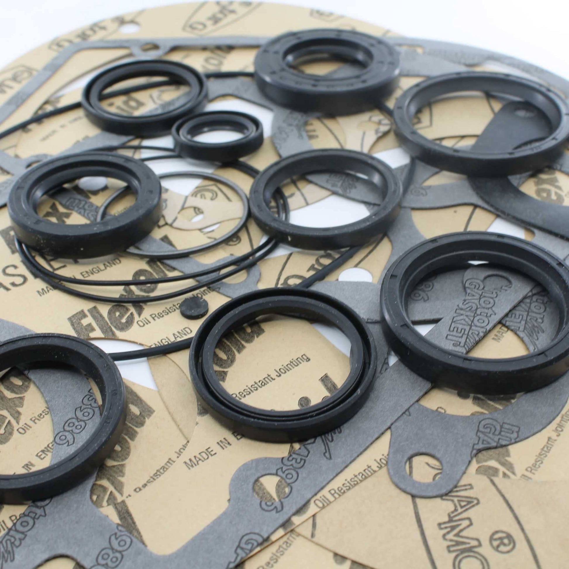 Kit completo de juntas y retenes original Battioni Pagani para mantenimiento de depresor modelos MEC 2000, MEC 3000 y MEC 4000.