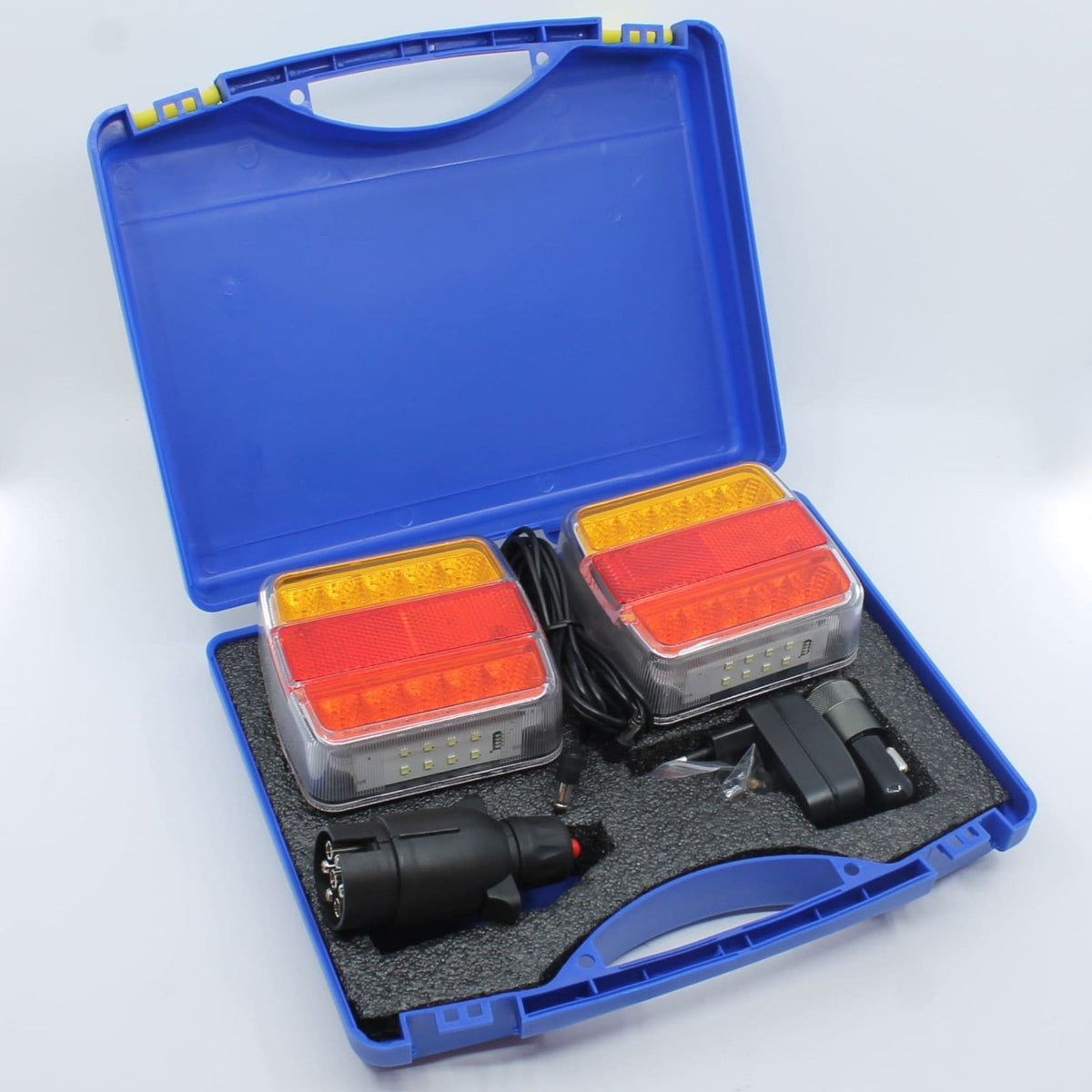 Kit de luces LED inalámbricas magnéticas para remolque Goodyear GY 900WLK en maletín de transporte.