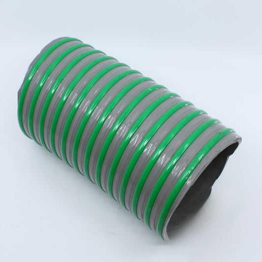 Manguera verde flexible de aspiración con espiral de refuerzo de diámetro 8 pulgadas (200 mm) en tramo de 1 metro.
