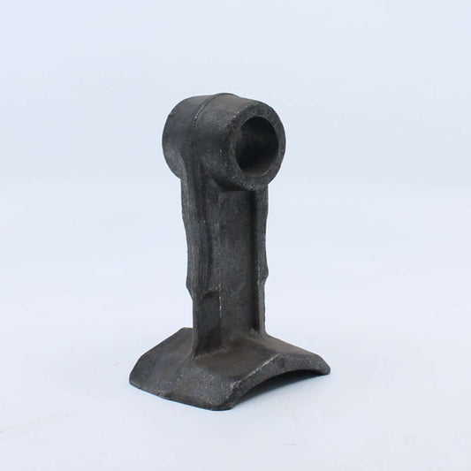 Martillo de acero forjado para desbrozadora con base de corte de 65 mm, cabeza de acoplamiento de 42 mm y taladro de paso de 25,5 mm.