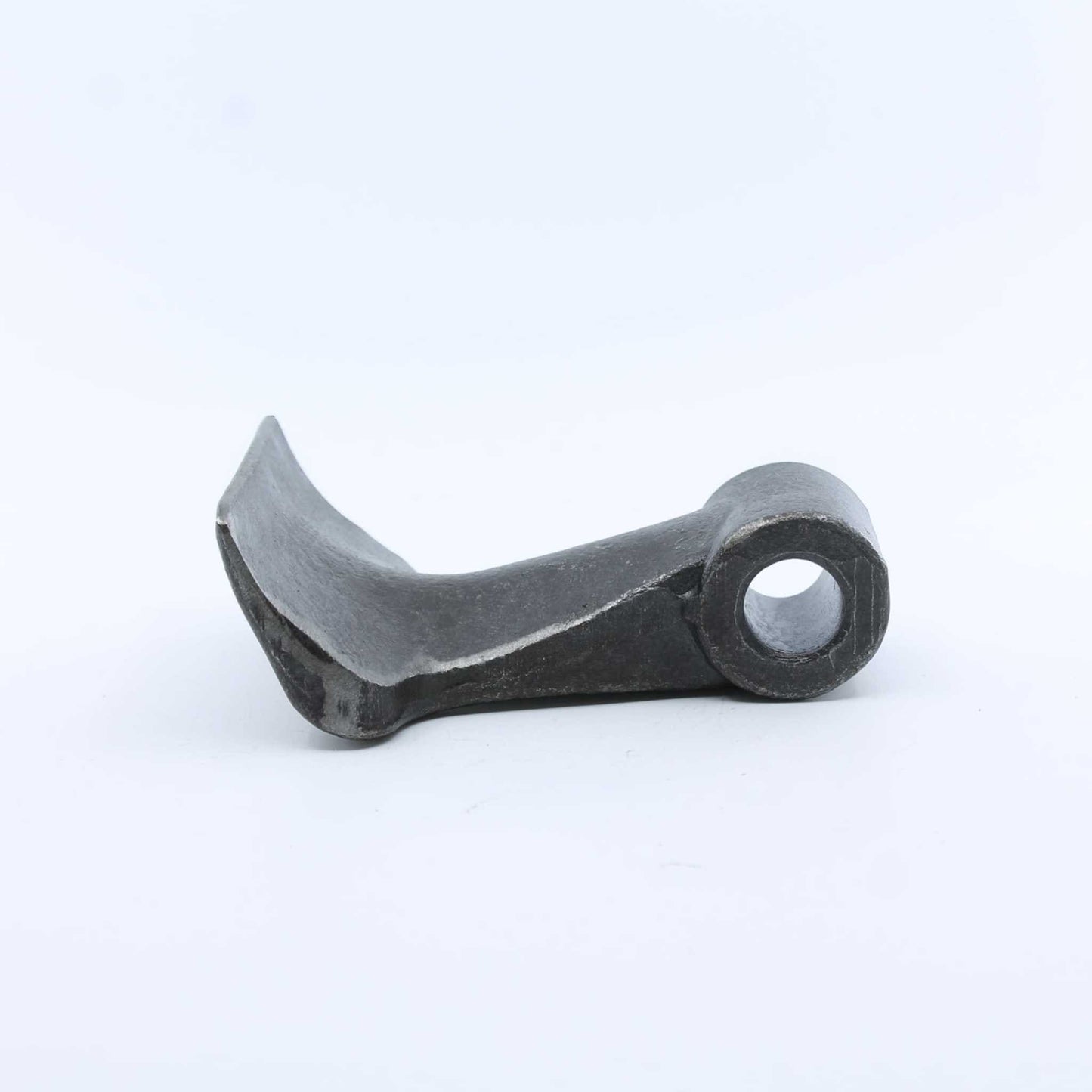 Martillo M37 para desbrozadora con medidas 40x85 mm y agujero de 16,5mm. Compatible con Dragone, Maschio / Gaspardo, OMARV, Peruzzo, Procomas, Sicma, Tierre, Perugini, Alpego, ACMA y Ubaldi.