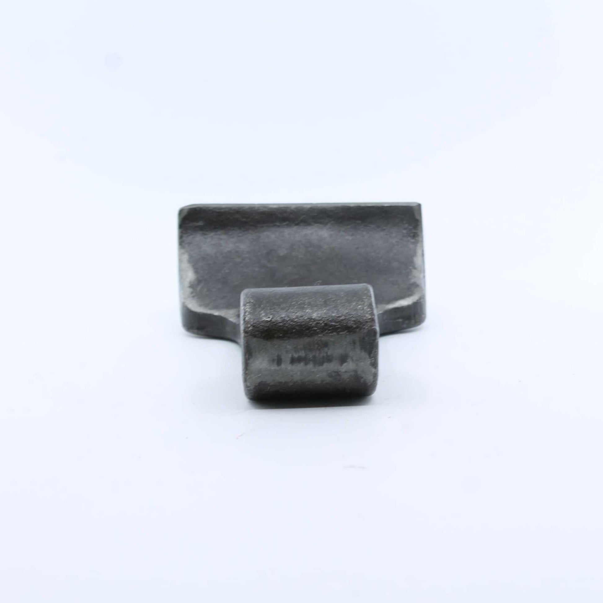 Martillo M37 para desbrozadora con medidas 40x85 mm y agujero de 16,5mm. Compatible con Dragone, Maschio / Gaspardo, OMARV, Peruzzo, Procomas, Sicma, Tierre, Perugini, Alpego, ACMA y Ubaldi.