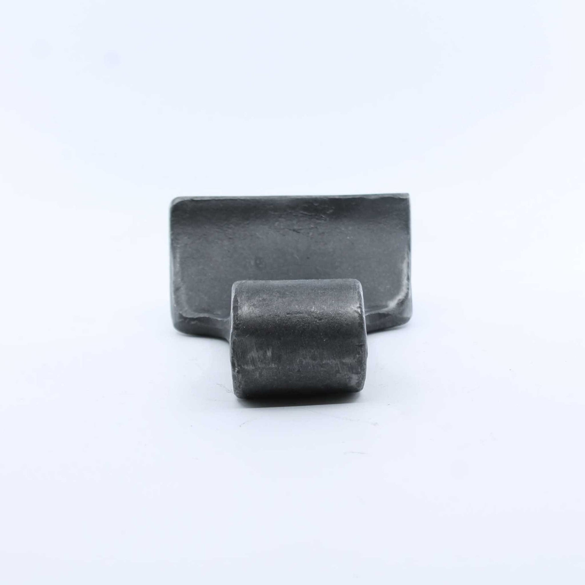 Martillo M37 para desbrozadora con medidas 40x82 mm y agujero de 20,5mm. Compatible con TMC Cancela y Seppi.