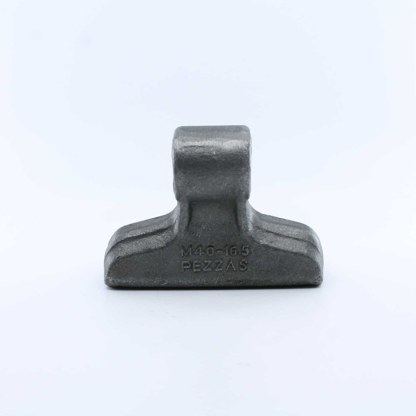 Martillo M40 para desbrozadora con medidas 40x120 mm y agujero de 16,5mm. Compatible con Breviglieri / Breviagri, Kuhn, Celli, Alpego, Ehlo, SaMASZ y Sicma  Recambio reforzado de alta resistencia.