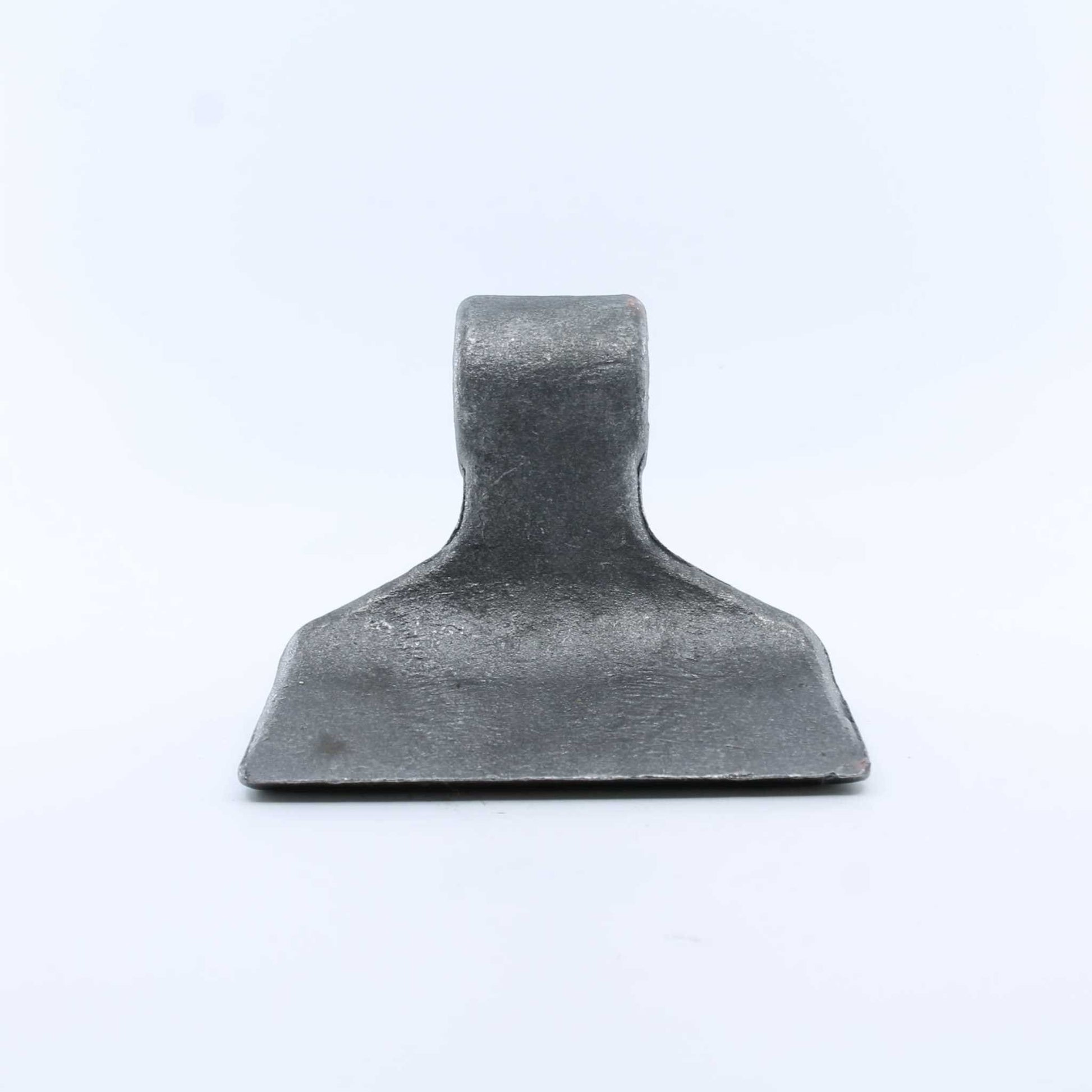 Martillo M40 para desbrozadora con medidas 40x120 mm y agujero de 18,5mm. Compatible con Alpego y  OMARV. Recambio reforzado de alta resistencia.
