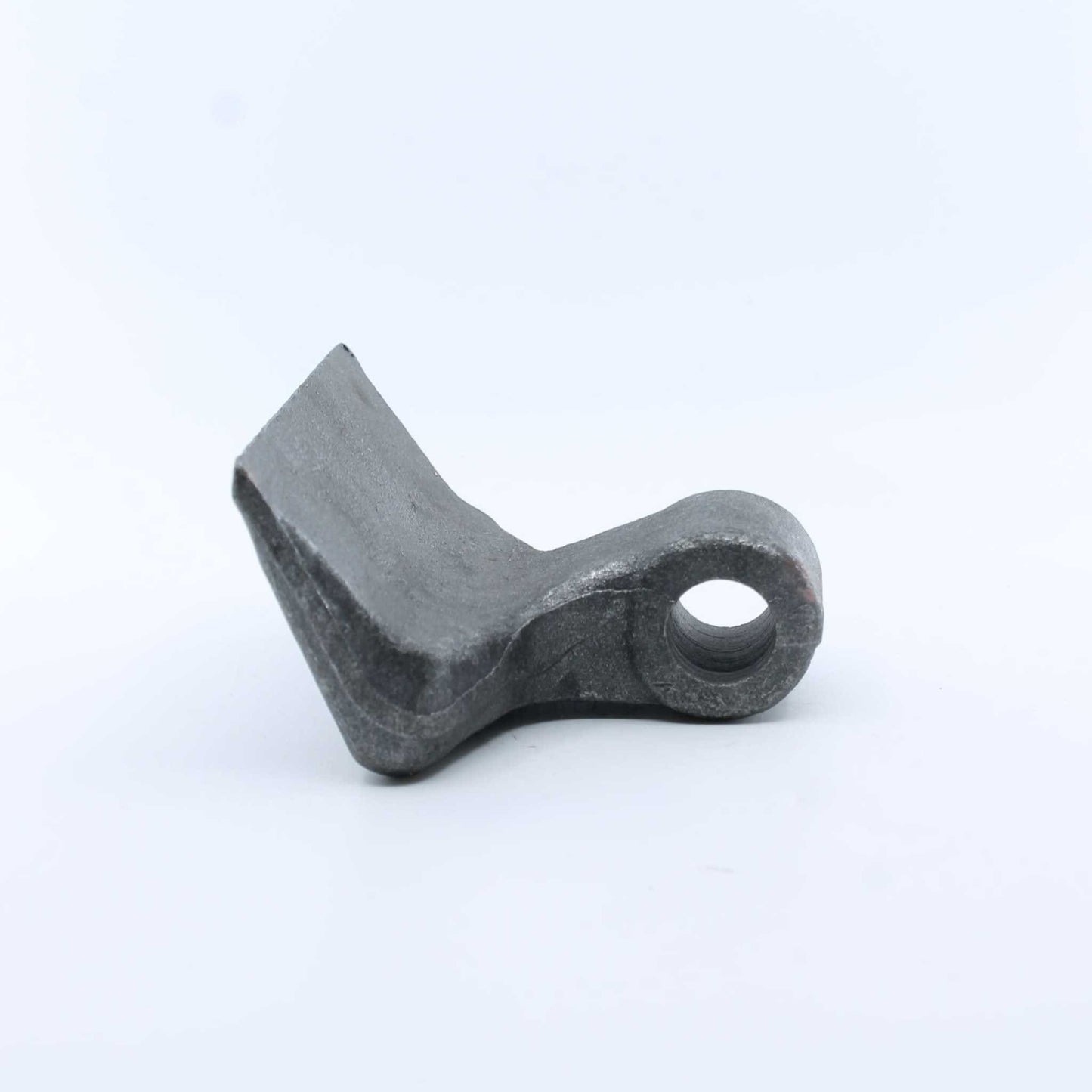 Martillo M40 para desbrozadora con medidas 40x120 mm y agujero de 18,5mm. Compatible con Alpego y  OMARV. Recambio reforzado de alta resistencia.