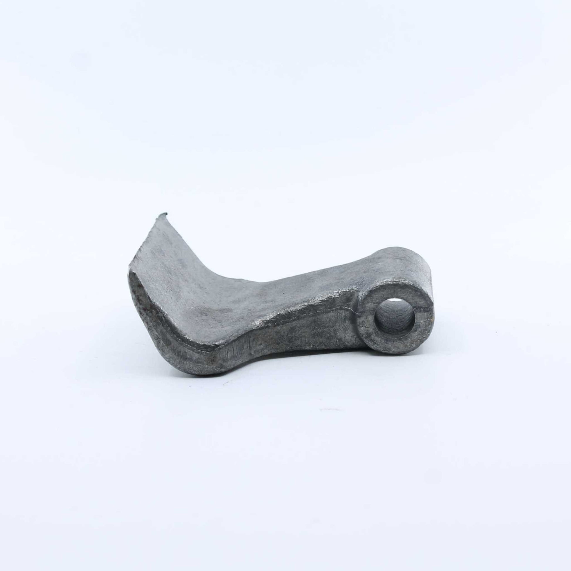 Martillo M73 para desbrozadora con medidas 44x80 mm y agujero de 12,5mm. Modelo universal. Recambio reforzado de alta resistencia.