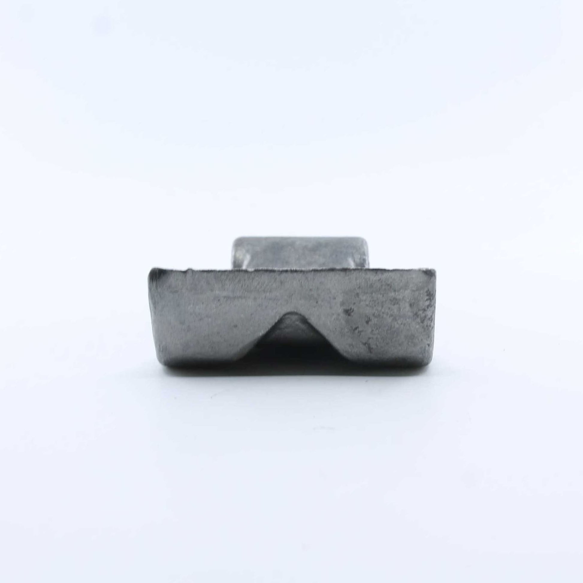 Martillo M73 para desbrozadora con medidas 44x80 mm y agujero de 12,5mm. Modelo universal. Recambio reforzado de alta resistencia.