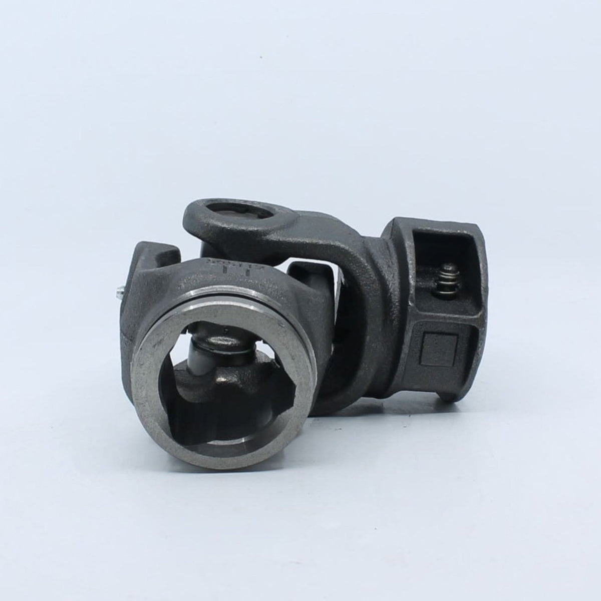 Nudo de transmisión original Bondioli & Pavesi G5 con salida estriada Z6 (1 3/8) y horquilla para tubo triangular exterior de 51,6 x 3 mm.
