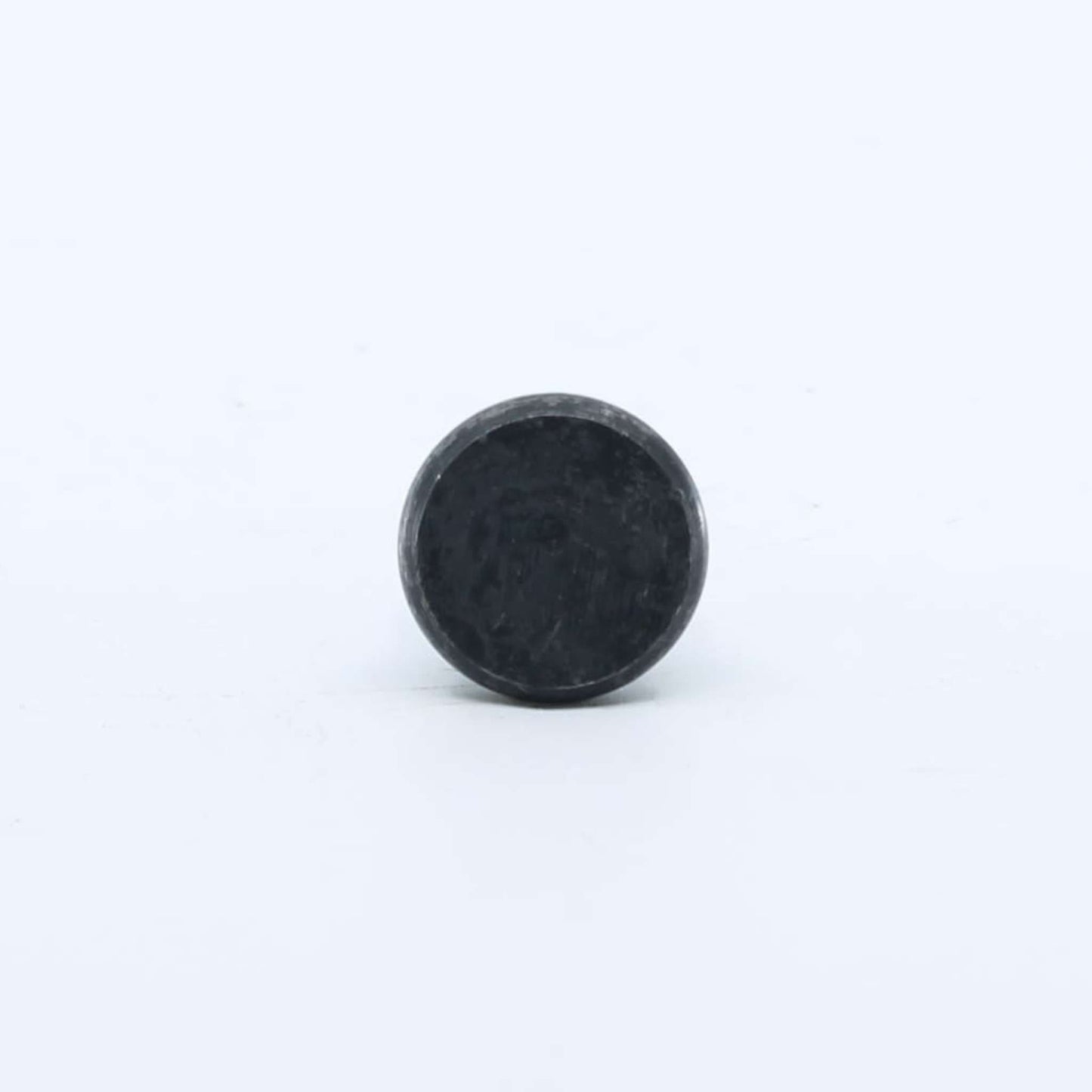 Perno de sujeción portacuchillas adaptable para segadora Lely Splendimo. Diámetro 18/16 mm y longitud 32 mm, referencia 412490388.